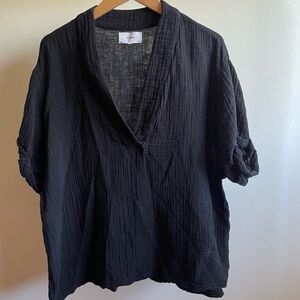 Xirena black linen flowy top